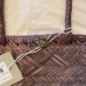 **SOLD**NWT Dragon Diffusion Large Triple Jump Bag